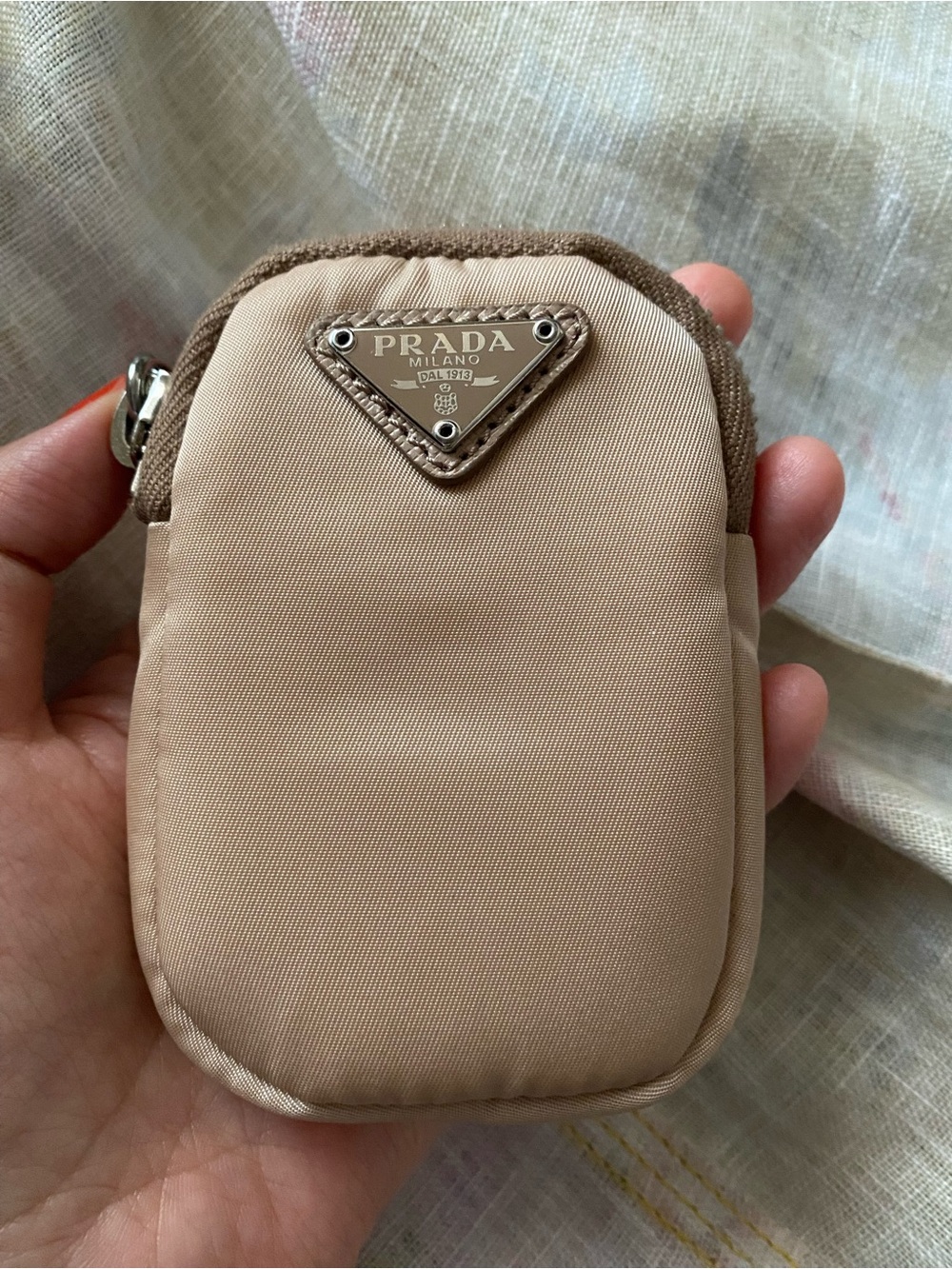 Authentic Prada Milano Beige Re-Nylon detachable zipper pouch - Picture 8 of 8